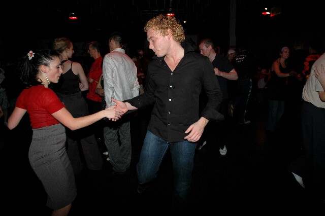 min 2007 11 10 fous swing 433